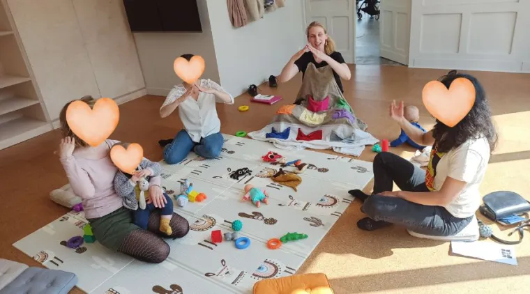 Animatrice bébé signe à Lille